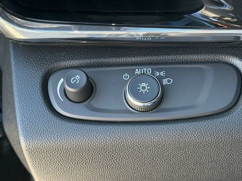 New 2026 Buick Envista Avenir FWD image 21