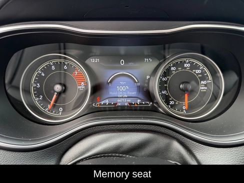 Used 2020 Jeep Cherokee Limited AWD/4WD image 10