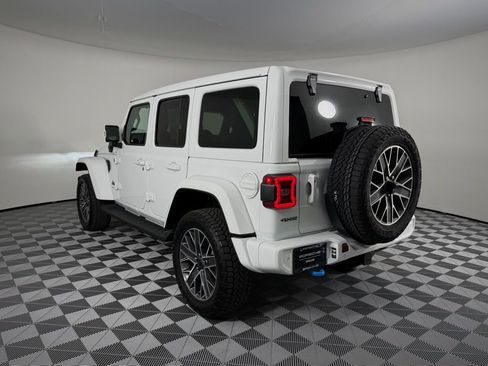 Used 2024 Jeep Wrangler High Altitude image 3