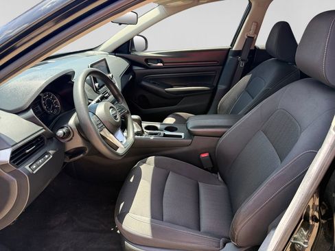 Used 2020 Nissan Altima 2.5 S FWD image 22