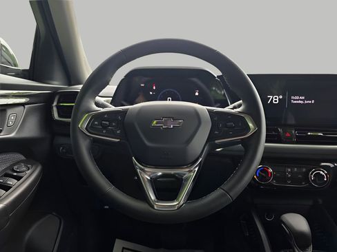 New 2026 Chevrolet TrailBlazer LT w/ Midnight Edition FWD image 15