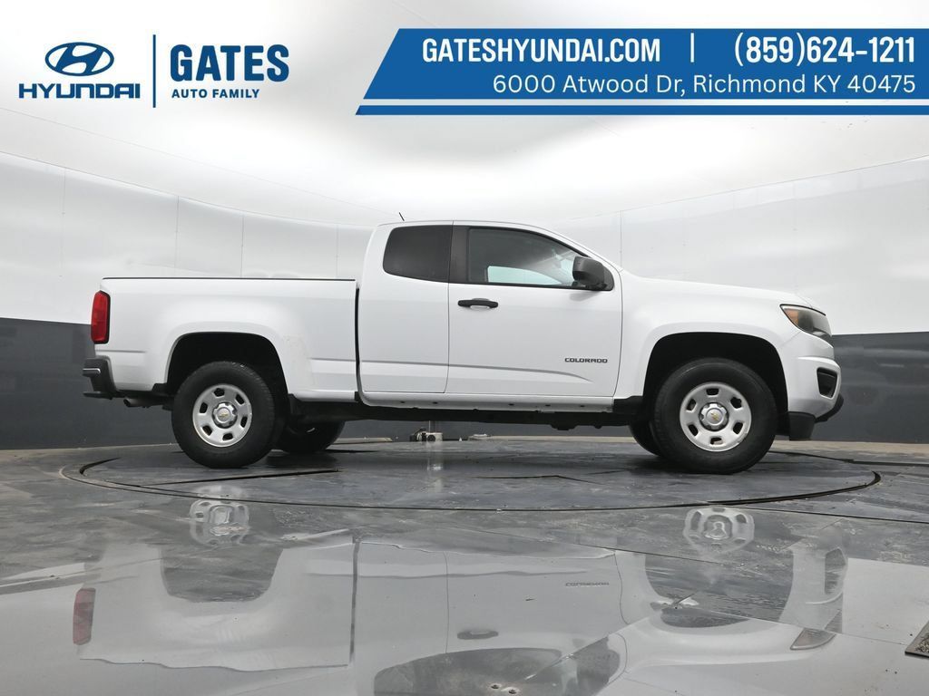 Used 2018 Chevrolet Colorado W/T w/ WT Convenience Package RWD image 32