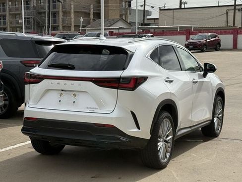 Used 2025 Lexus NX 350h AWD w/ Rear Seat Package image 4