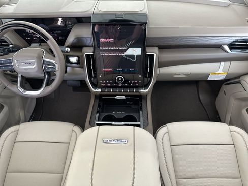New 2026 GMC Yukon XL Denali w/ Denali Reserve Package AWD/4WD image 18