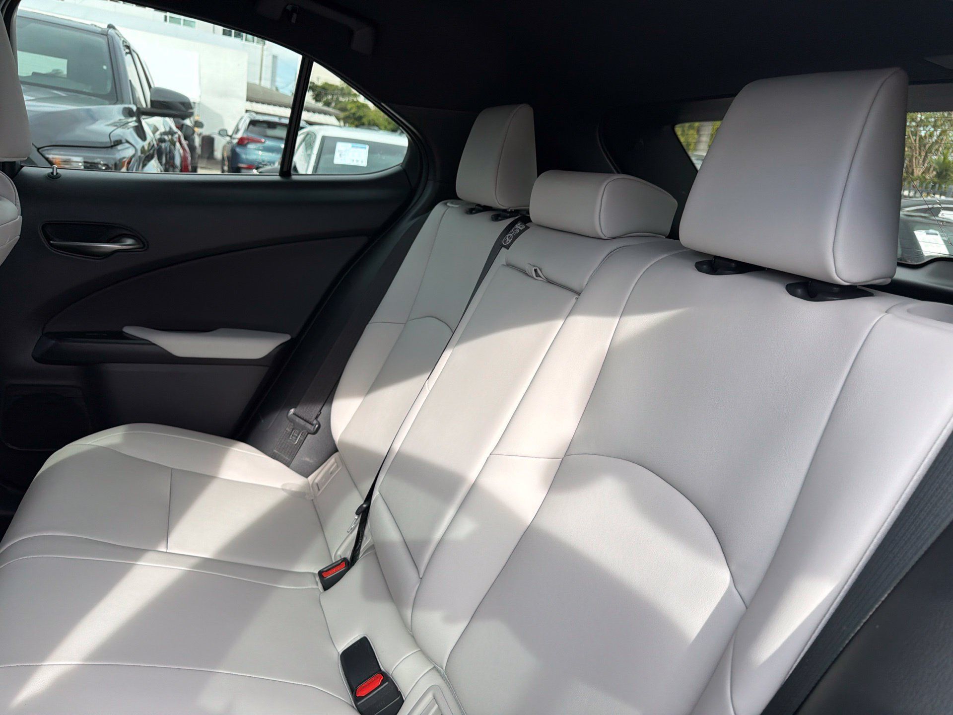 Used 2025 Lexus UX 300h FWD w/ Accessory Package (Z1) image 14