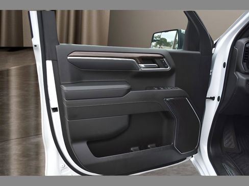 Used 2023 Chevrolet Silverado 1500 LT image 15