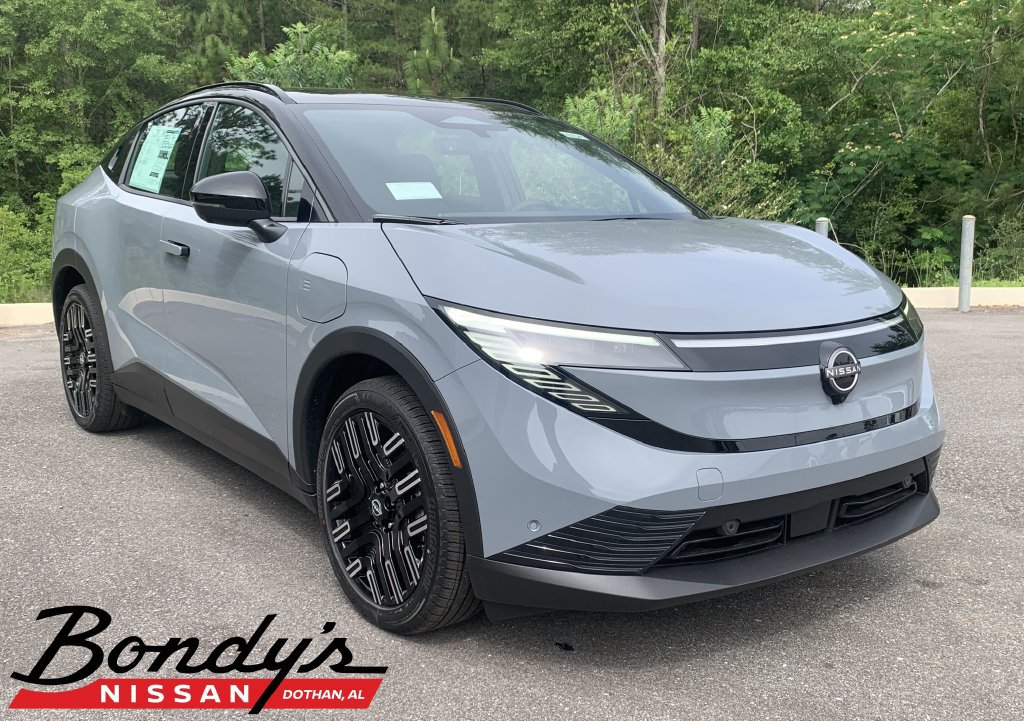 New 2026 Nissan Leaf Platinum+ FWD image 1