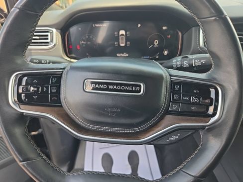Used 2023 Jeep Grand Wagoneer Series II AWD/4WD image 44