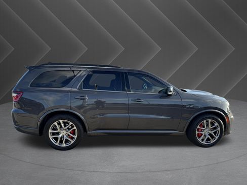 Used 2023 Dodge Durango R/T w/ Tow 'N Go Package AWD/4WD image 5