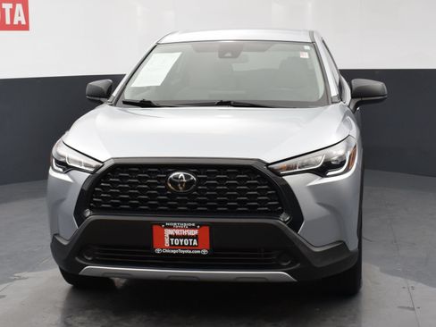 Used 2022 Toyota Corolla Cross L AWD/4WD image 7