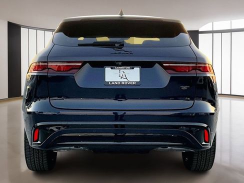 New 2026 Jaguar F-PACE R-Dynamic S image 4