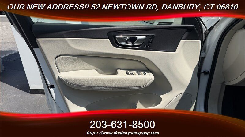 Used 2019 Volvo XC60 T6 Momentum w/ Premium Package AWD/4WD image 11