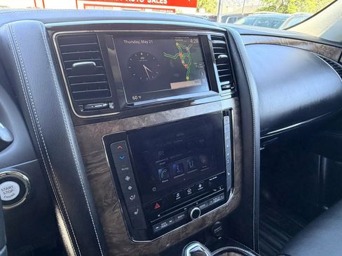 Used 2021 INFINITI QX80 Premium Select w/ All-Season Package AWD/4WD image 17