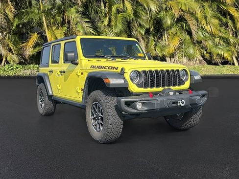 Used 2024 Jeep Wrangler Unlimited Rubicon w/ Capability Package AWD/4WD image 2