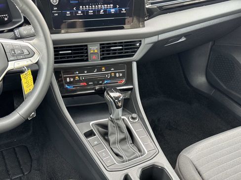 Certified 2025 Volkswagen Jetta S image 10