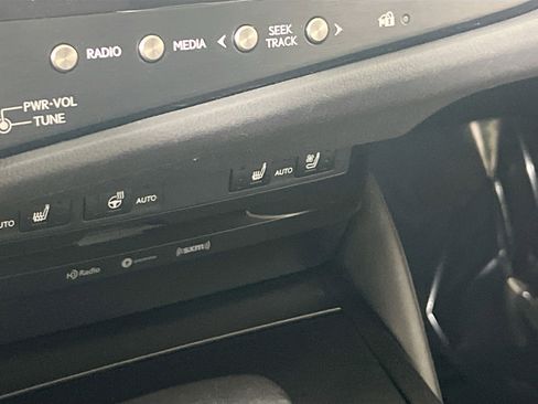 Used 2022 Lexus ES 350 w/ Premium Package image 19