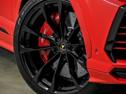 Used 2021 Lamborghini Urus AWD/4WD image 4