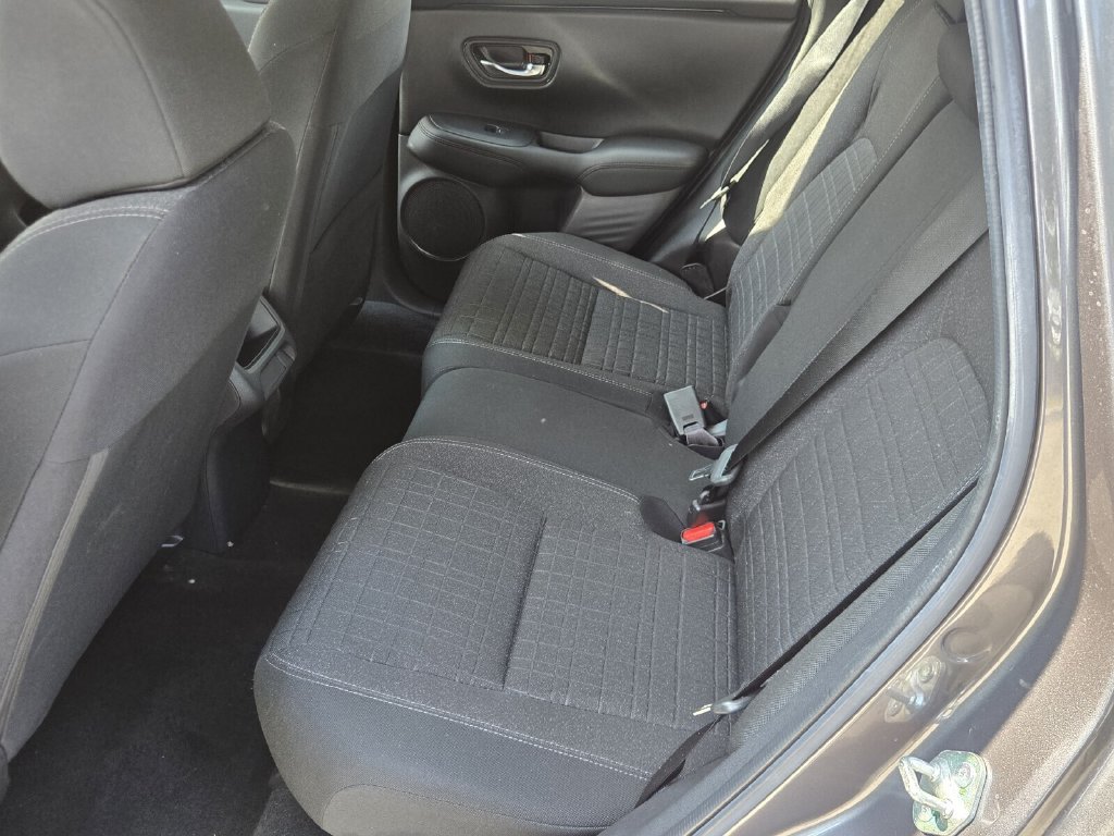 Used 2024 Honda HR-V LX image 12