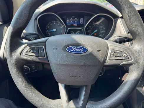 Used 2018 Ford Focus S FWD image 27