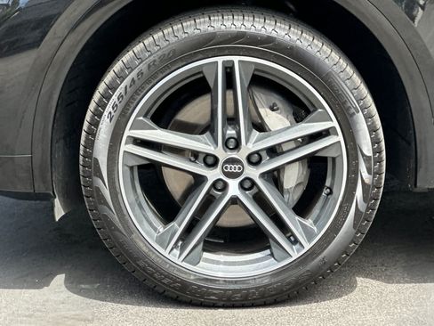 Used 2023 Audi Q5 e Premium Plus w/ Premium Plus Package AWD/4WD image 26