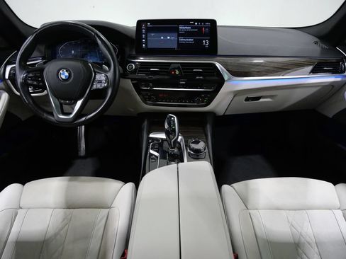 Used 2021 BMW 530i xDrive w/ Executive Package AWD/4WD image 10
