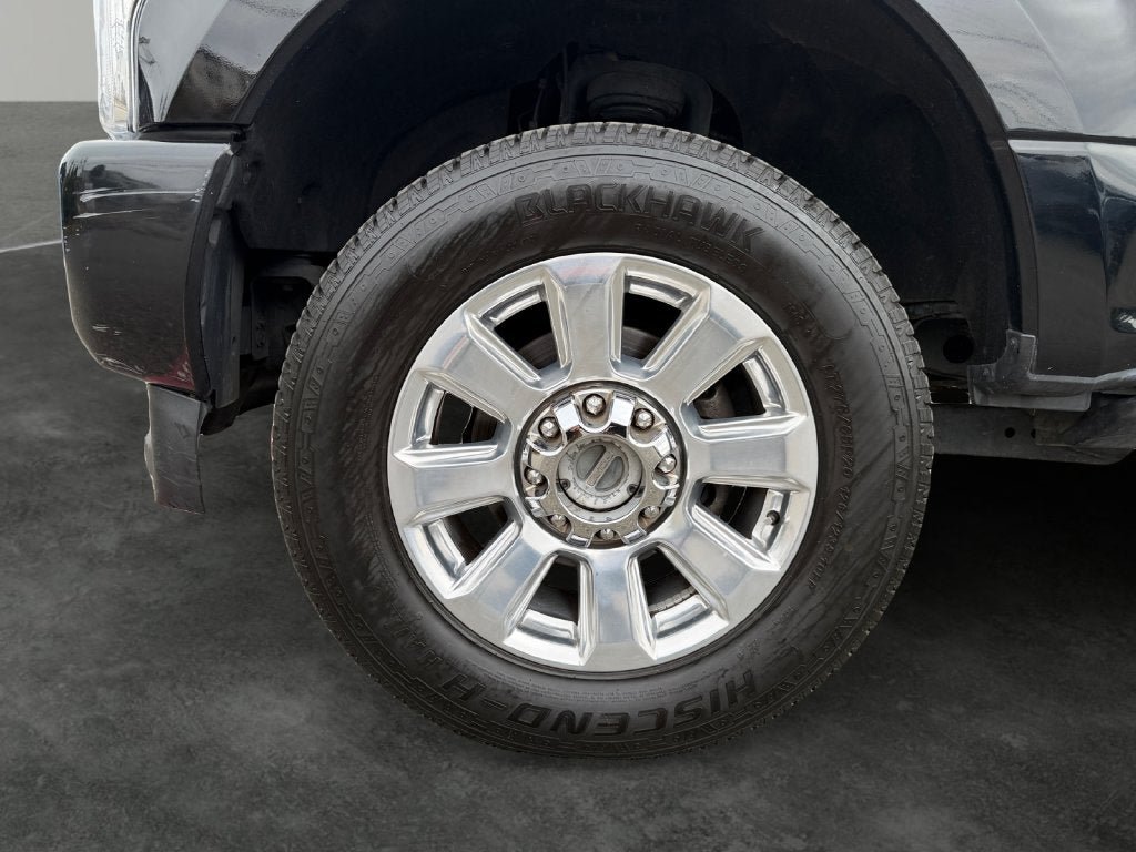 Used 2017 Ford F350 Platinum w/ Platinum Ultimate Package AWD/4WD image 5