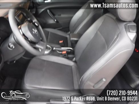 Used 2016 Volkswagen Beetle 1.8T Classic image 11
