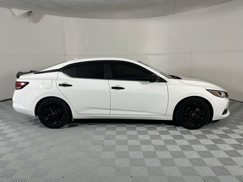 Used 2021 Nissan Sentra SV image 9