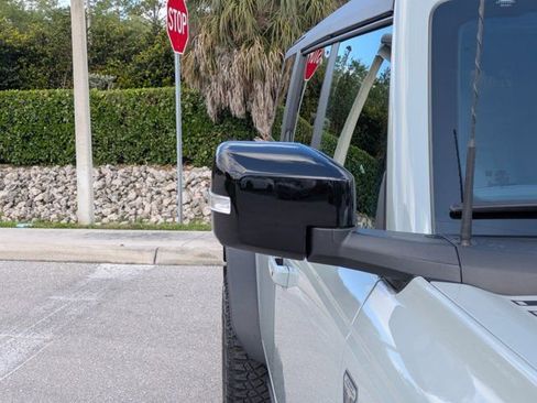 Used 2021 Ford Bronco First Edition AWD/4WD image 11