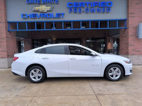 Used 2024 Chevrolet Malibu LS w/ Driver Confidence Package FWD image 9