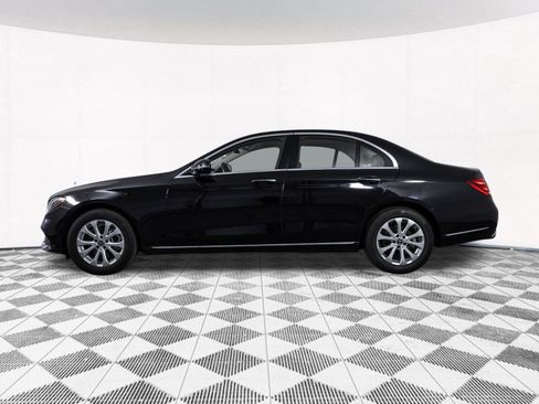 Used 2019 Mercedes-Benz E 300 4MATIC w/ Premium 1 Package image 16
