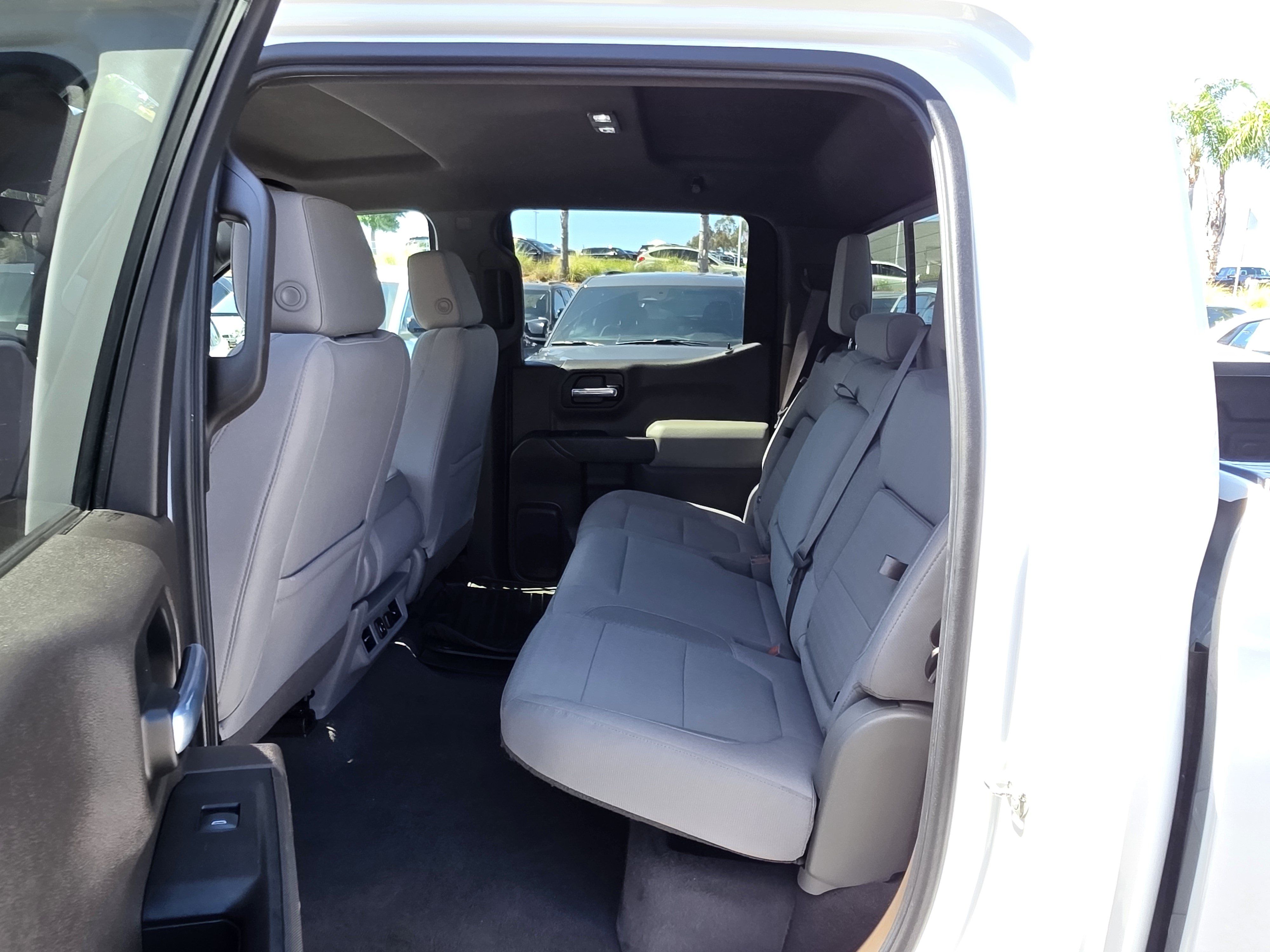 Used 2021 Chevrolet Silverado 1500 LT w/ Convenience Package II RWD image 18