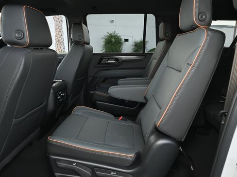 New 2026 GMC Yukon XL AT4 w/ Premium Trailering Package image 38