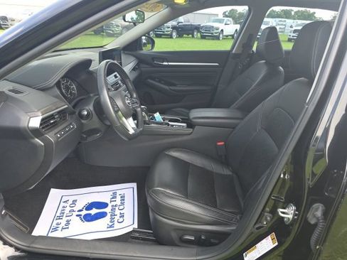 Used 2023 Nissan Altima 2.5 SL FWD image 14