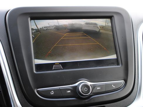 Used 2019 Chevrolet Equinox LT image 15