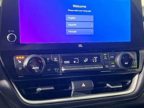 Used 2024 Toyota Grand Highlander Limited image 27