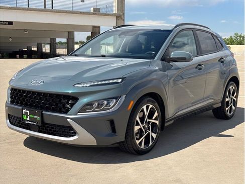 Used 2022 Hyundai Kona Limited AWD/4WD image 3