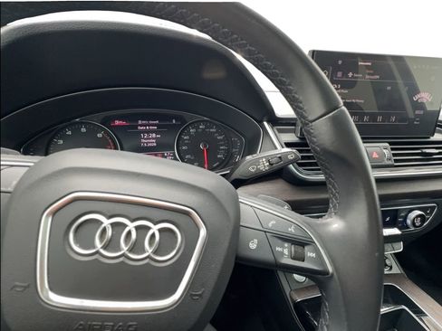 Used 2023 Audi Q5 2.0T Premium w/ Convenience Package AWD/4WD image 40
