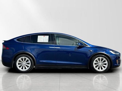 Used 2018 Tesla Model X AWD/4WD image 7