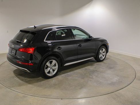 Used 2019 Audi Q5 2.0T Premium Plus w/ Premium Plus Package image 5
