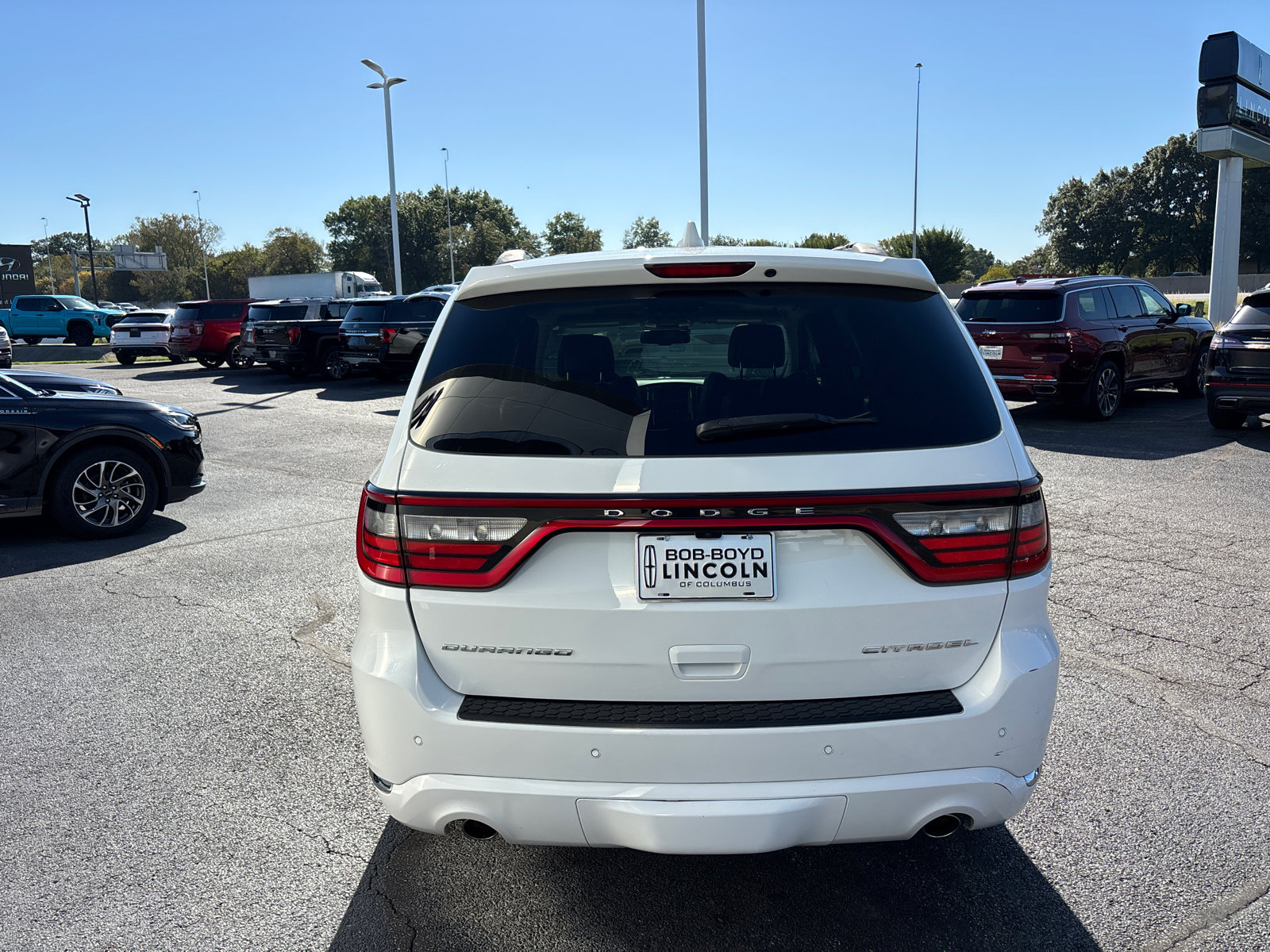 Used 2016 Dodge Durango Citadel w/ Technology Group RWD image 6