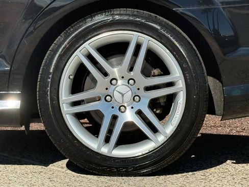 Used 2009 Mercedes-Benz C 350 Sport image 30