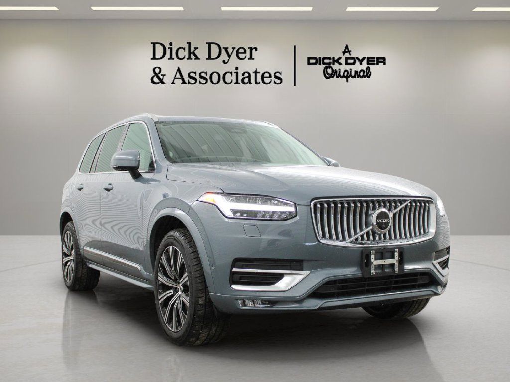 Certified 2023 Volvo XC90 B6 Plus AWD/4WD image 1
