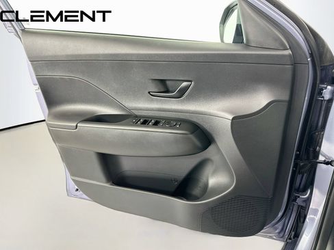 Certified 2024 Hyundai Kona SEL FWD image 27