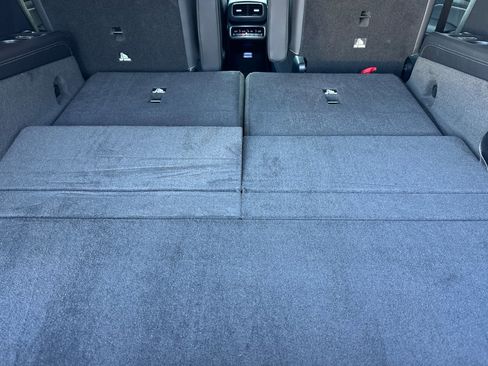 New 2026 Mercedes-Benz GLS 450 GLS 450 image 16