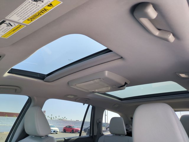 Used 2022 Honda Pilot Elite image 16