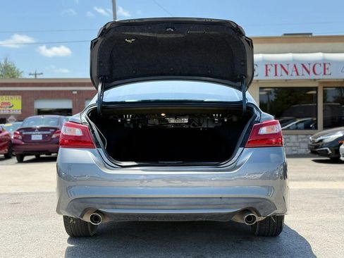 Used 2018 Nissan Altima 2.5 SL FWD image 34