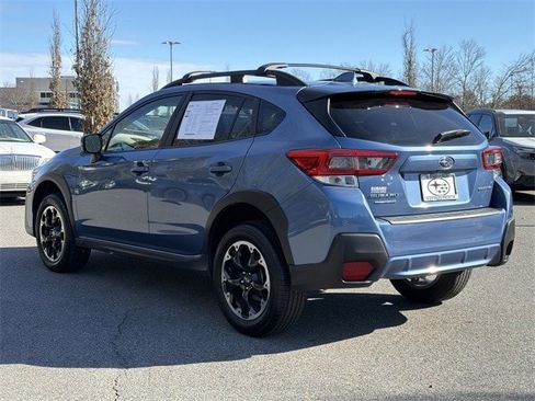 Used 2023 Subaru Crosstrek 2.0i Premium image 5