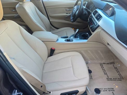 Used 2013 BMW 328i xDrive Sedan AWD/4WD image 18