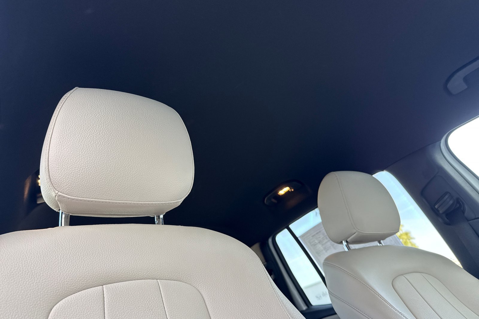 Used 2024 Mercedes-Benz GLB 250 image 21